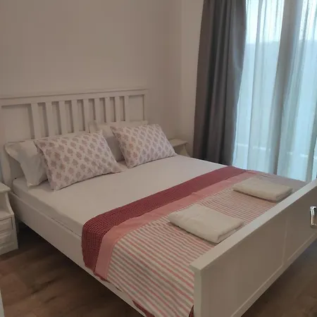 Krokos House 2 *